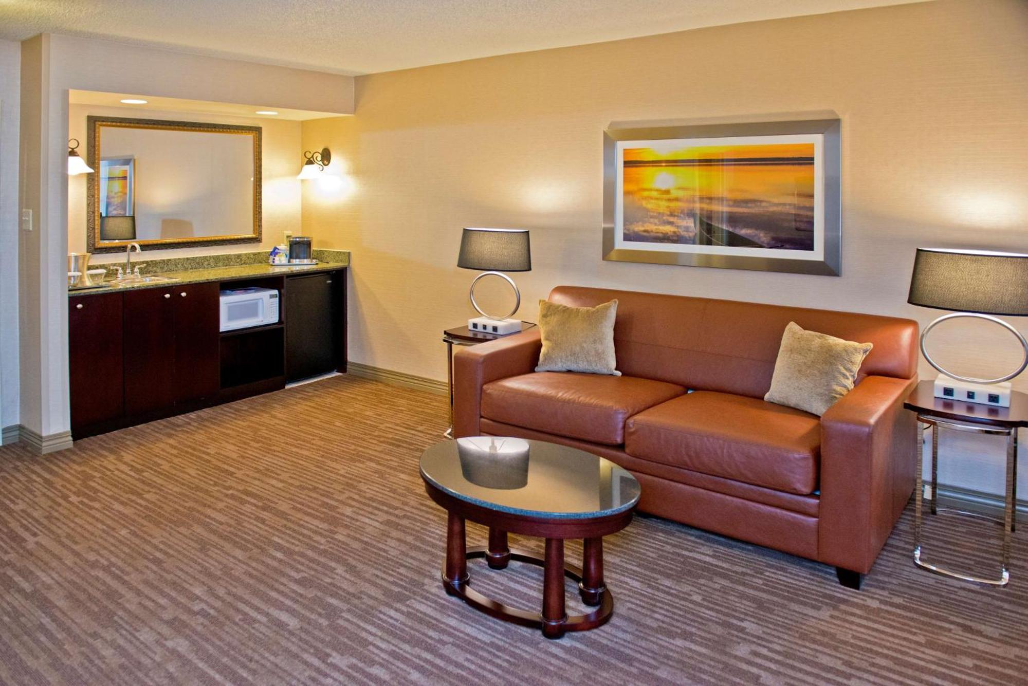 מלון Doubletree By Hilton Raleigh Durham Airport At Research Triangle Park מראה חיצוני תמונה