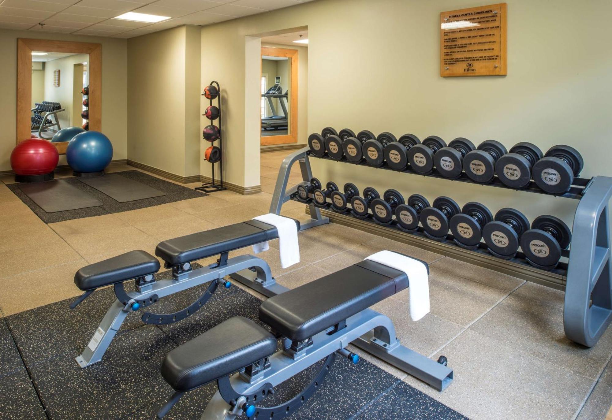 מלון Doubletree By Hilton Raleigh Durham Airport At Research Triangle Park מראה חיצוני תמונה