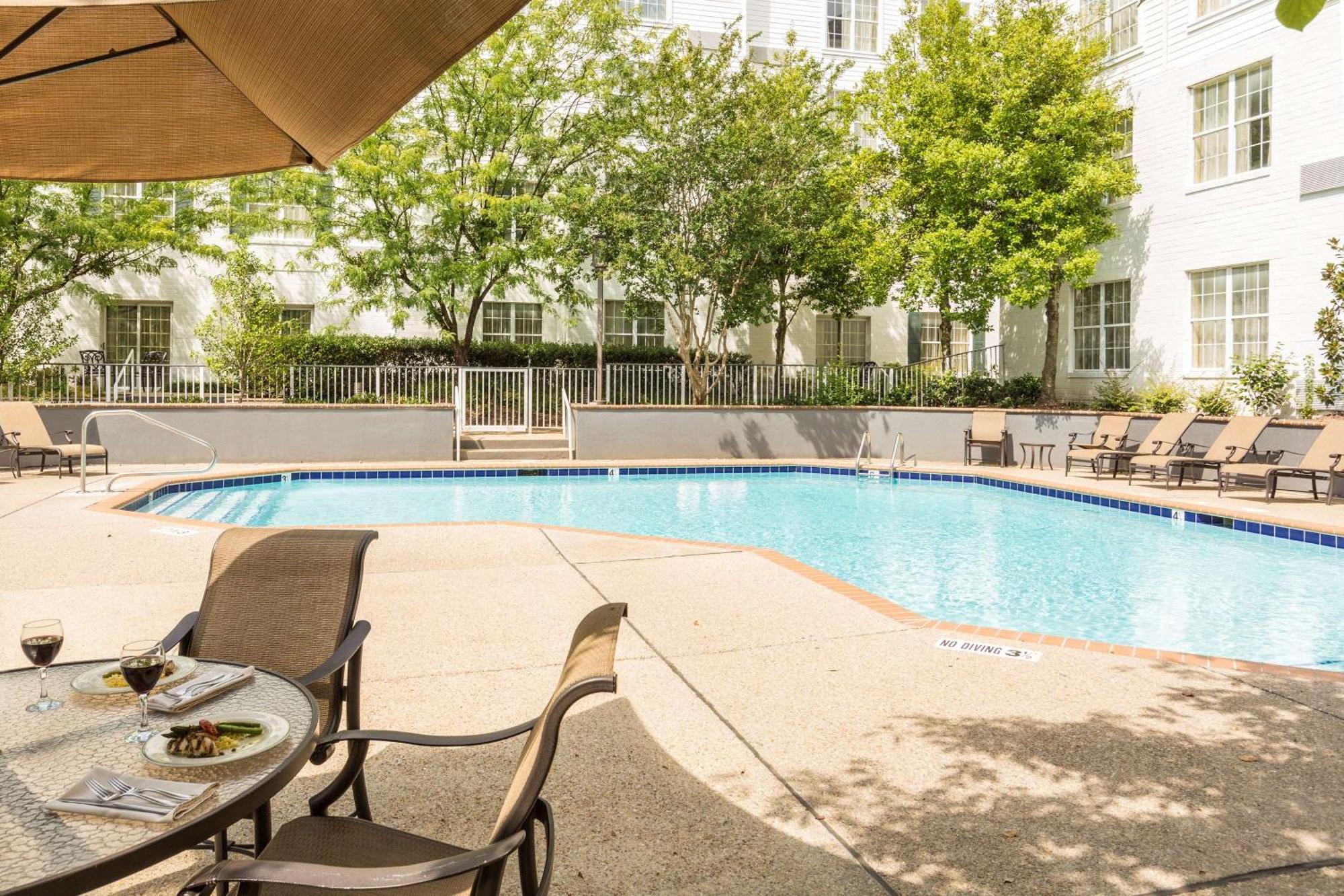 מלון Doubletree By Hilton Raleigh Durham Airport At Research Triangle Park מראה חיצוני תמונה
