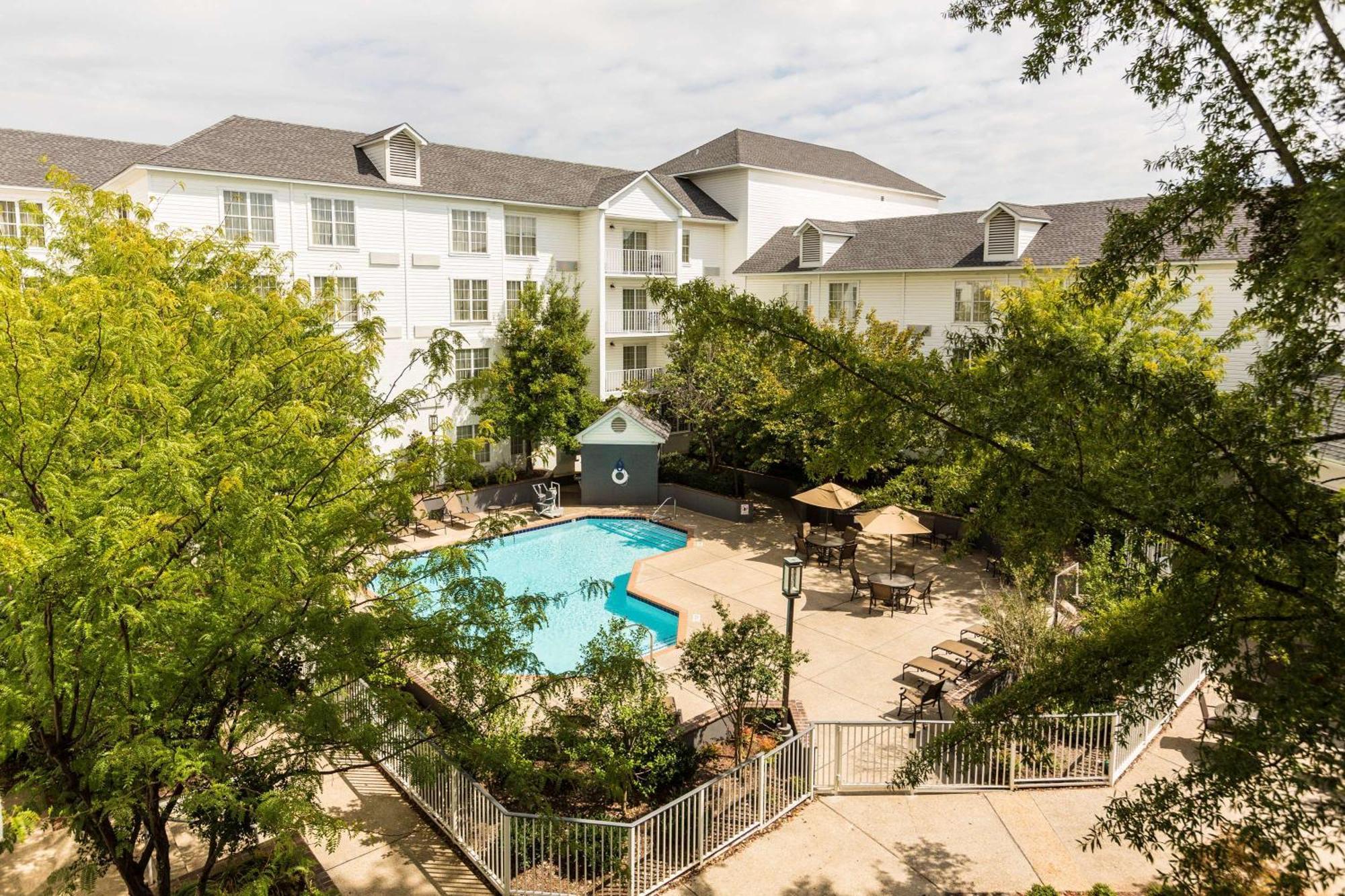 מלון Doubletree By Hilton Raleigh Durham Airport At Research Triangle Park מראה חיצוני תמונה