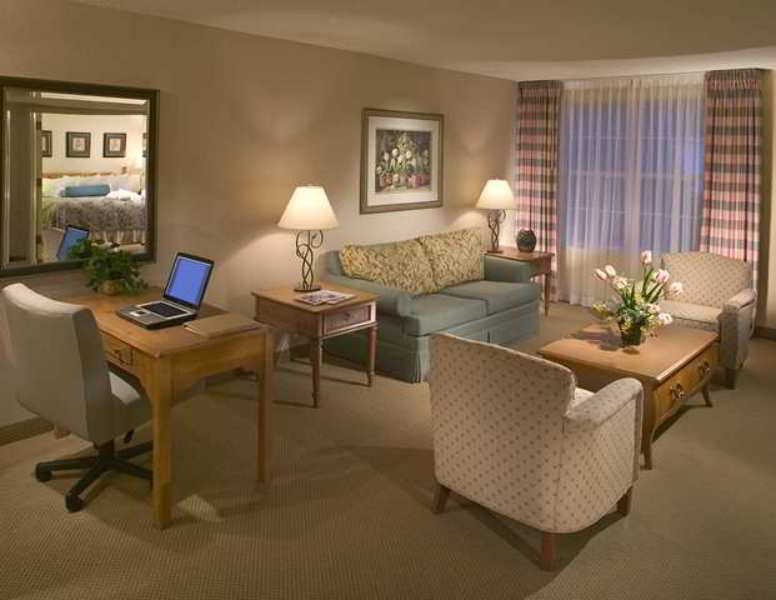 מלון Doubletree By Hilton Raleigh Durham Airport At Research Triangle Park מראה חיצוני תמונה